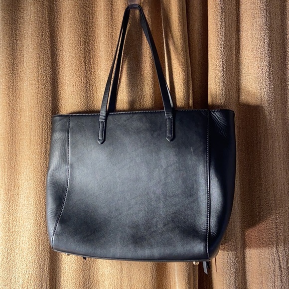 Nine West purses w/detached bag - Picture 6 of 12